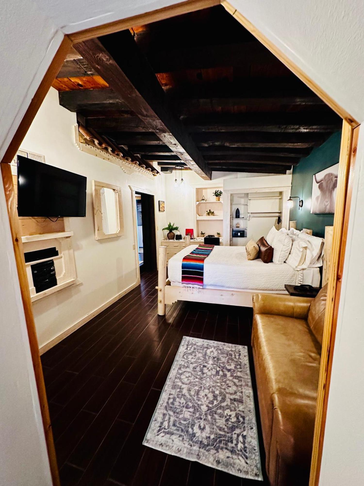Adobe Rose Boutique Inn Артижа Екстериор снимка